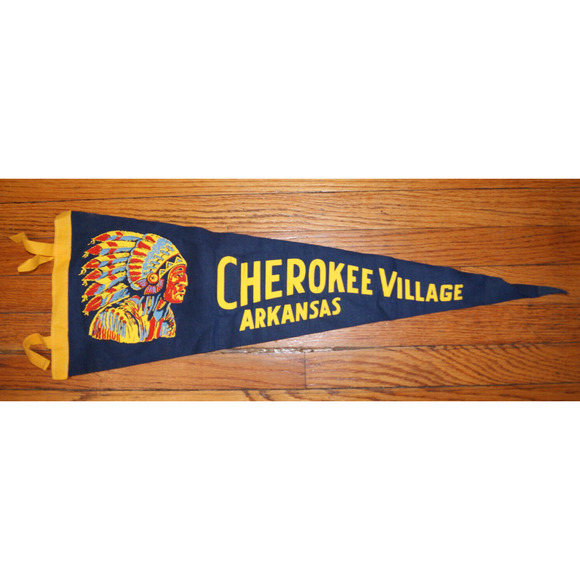 VTG USA Park Souvenir Felt Pennant 27" Cherokee Village Arkansas Indian Chief - Picture 1 of 7